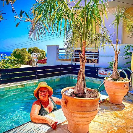 Odysseas Art Villa Poros  ภายนอก รูปภาพ